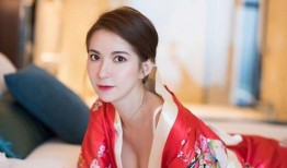 可莉衣服爆料视频播放,爆料视频带你领略萌系少女的时尚风采